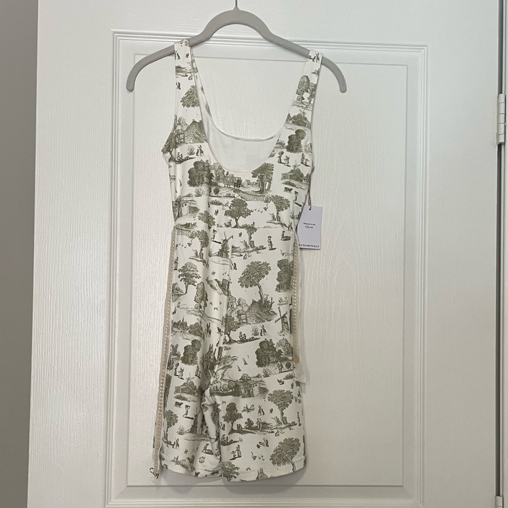 WeWoreWhat active bodysuit vintage voile sage - Picture 3 of 4